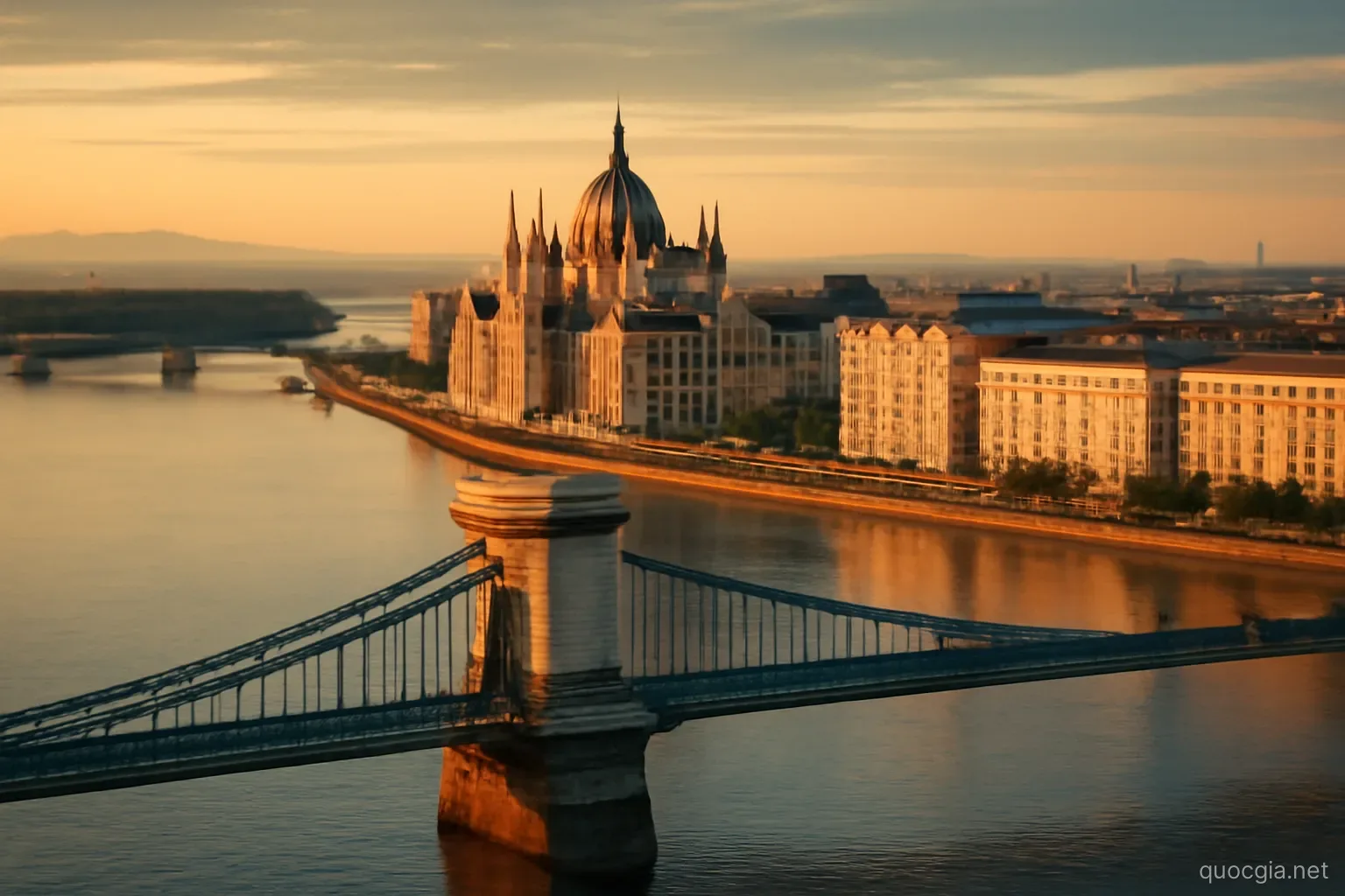 Hungary: Trung tâm sản xuất pin xe điện mới của châu Âu với chính sách visa lao động mở